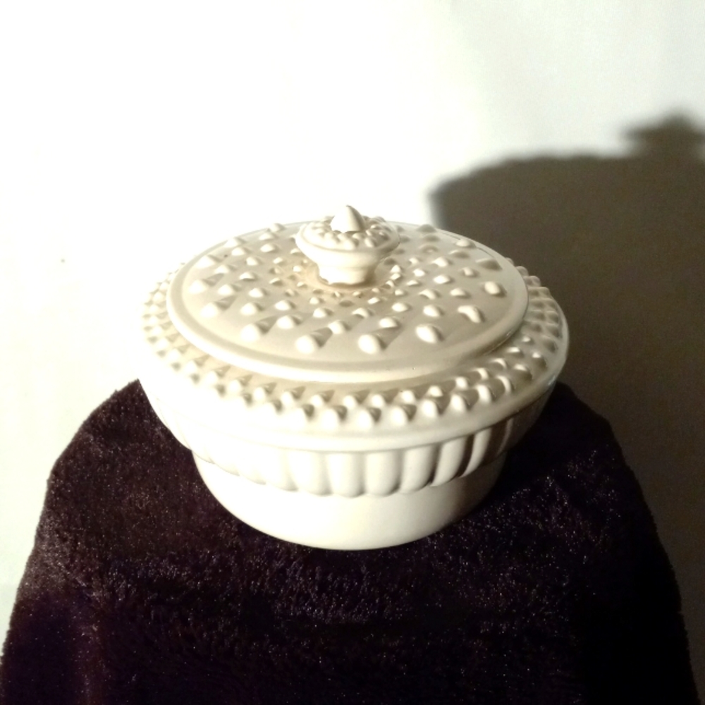 USA  candy dish